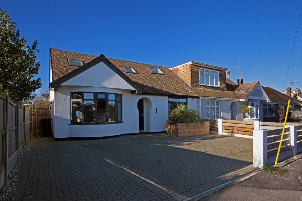 Lilac Avenue, Wickford, 4 bedroom, Bungalow