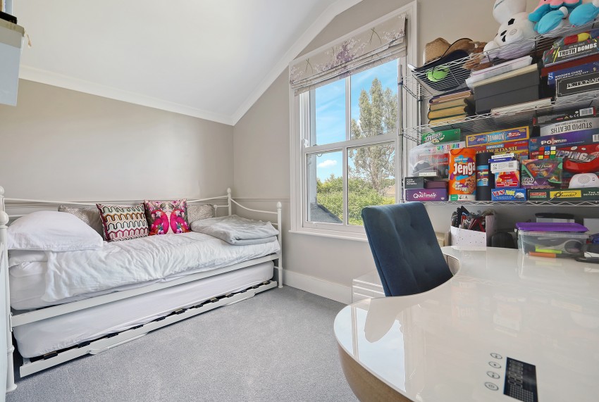 Images for Heath Road, Ramsden Heath, Billericay