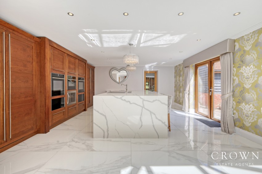 Images for Ramsden Park Road, Ramsden Bellhouse, Billericay