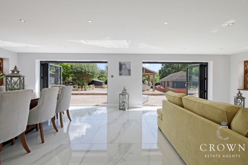 Images for Ramsden Park Road, Ramsden Bellhouse, Billericay