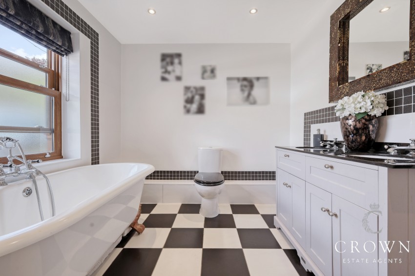 Images for Ramsden Park Road, Ramsden Bellhouse, Billericay
