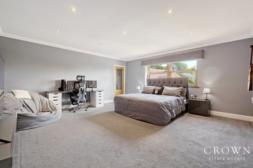 Images for Ramsden Park Road, Ramsden Bellhouse, Billericay