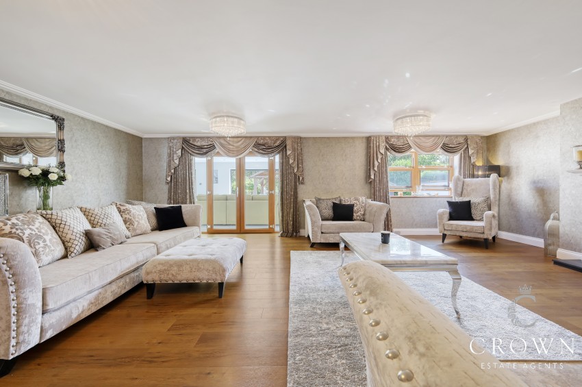 Images for Ramsden Park Road, Ramsden Bellhouse, Billericay