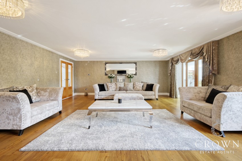 Images for Ramsden Park Road, Ramsden Bellhouse, Billericay