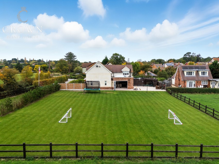 Images for Old Bell Lane, Rettendon Common, Chelmsford