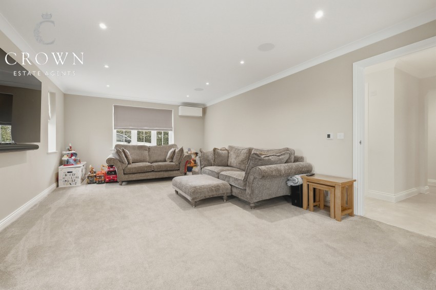 Images for Old Bell Lane, Rettendon Common, Chelmsford