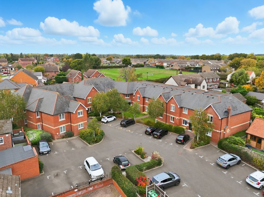 Images for Bakers Court, Dowsett Lane, Ramsden Heath, Billericay