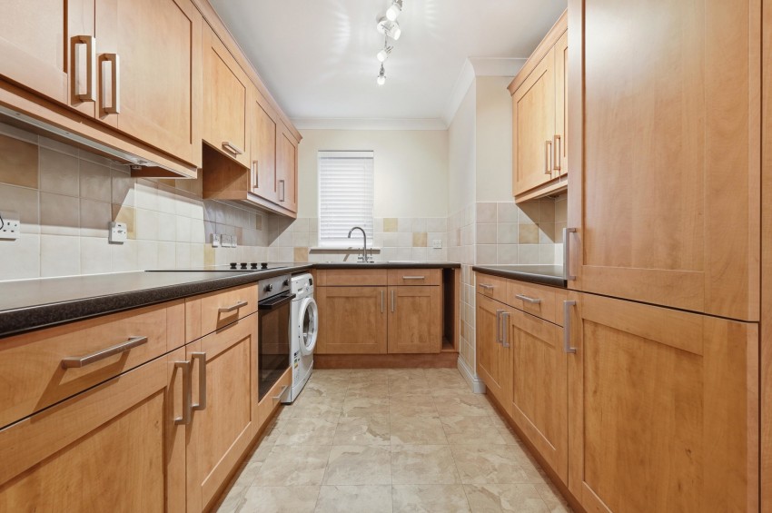 Images for Bakers Court, Dowsett Lane, Ramsden Heath, Billericay