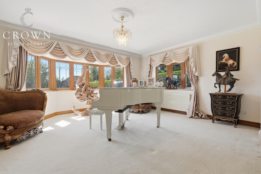 Images for Ramsden Park Road, Ramsden Bellhouse, Billericay